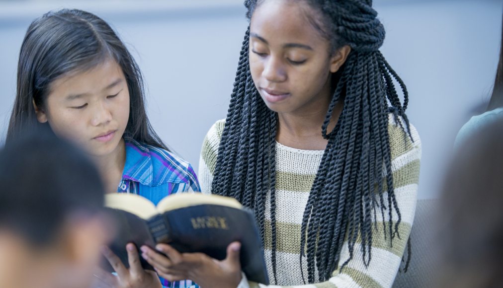 Contrairement au reste de la société, les Églises sont rarement multiethniques. Crédits: Istock-FatCamera Contrairement au reste de la société, les Églises sont rarement multiethniques. Crédits: Istock-FatCamera / Istock-FatCamera